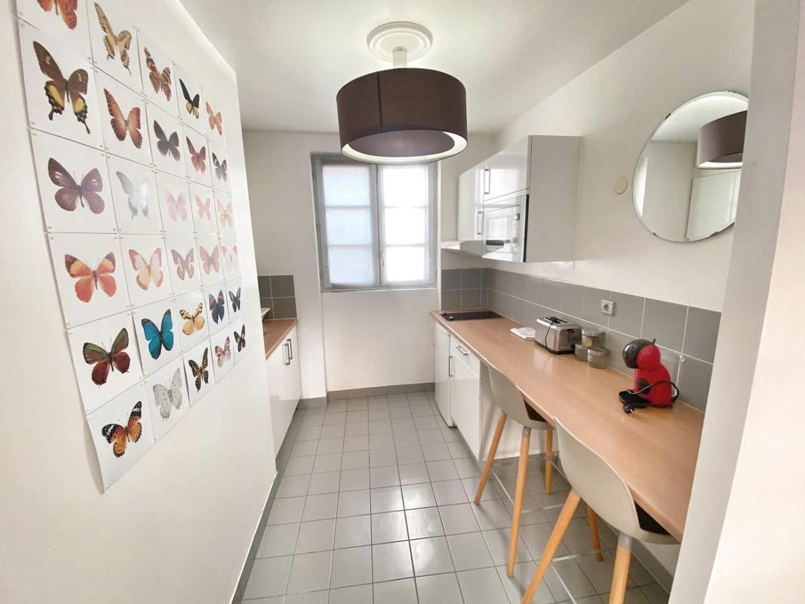203 - Equipe 5 Apartment Paris